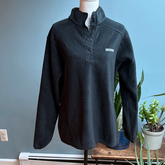 Columbia Tops - NWT Columbia Snap Pullover. XL